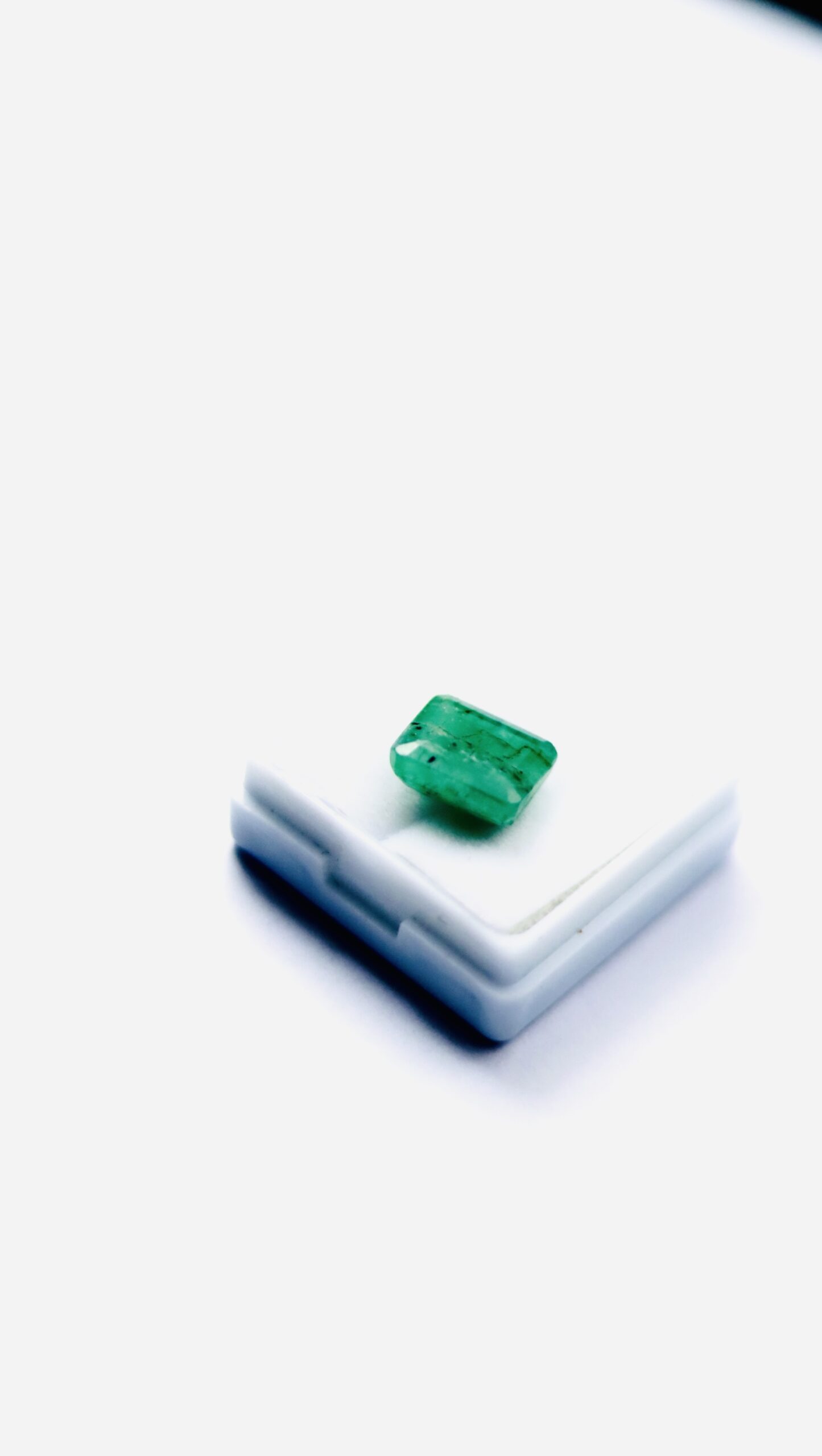 Beryl Emerald Gemstone (Panna Gemstone) - For Academic Success